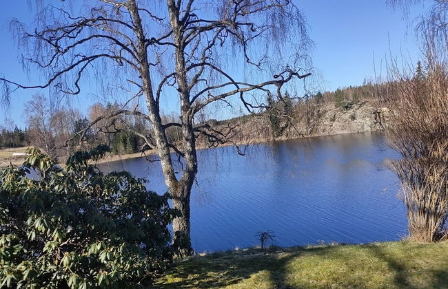 Charming 2-bed House at the Lake Close Gustavsfors - Foto 23