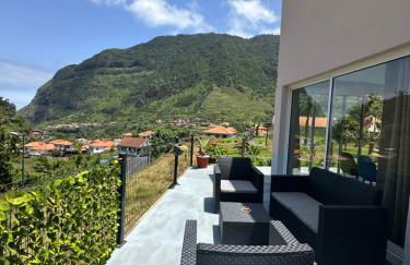 The Green Valley House - Photo 4