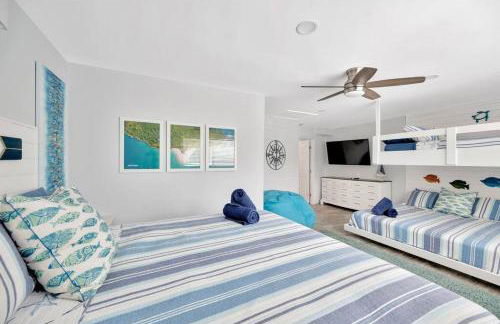 Island Paradise 3 Bed Waterfront/Heated Pool - Foto 19