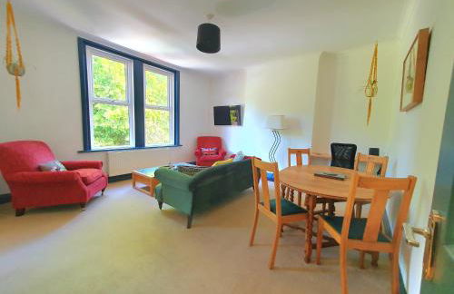 Garden view beach apartment - Photo 9