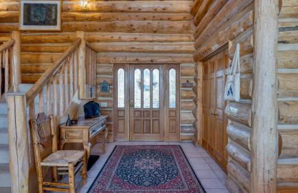 Sleeps 20 Secluded 7BDR Retreat on 71 Priv Acres Elkstone Lodge by AvantStay - Foto 12