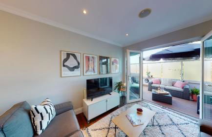 Madison Hill - White Hill House 4 - 2 bedroom flat - Photo 3