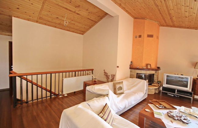 Pantso Villa - Photo 13