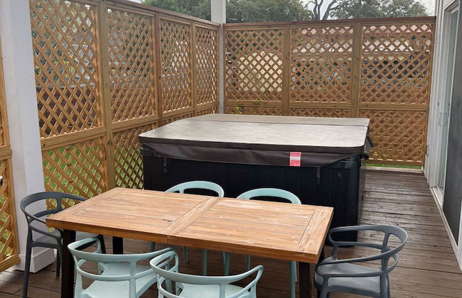 Chic 4BR Pool House - Steps to South 1st Street - Foto 43