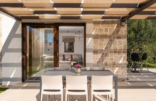 Malerische Steinvilla mit Privatpool, fantastischem Panoramablick, Garten und Grill - Foto 29