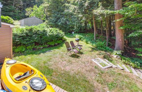 Breathtaking Newbury Cottage with Deck on Chalk Pond - Foto 21