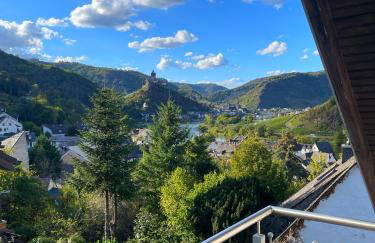 Fewo Burg,Mosel,Tal-Blick - Foto 1