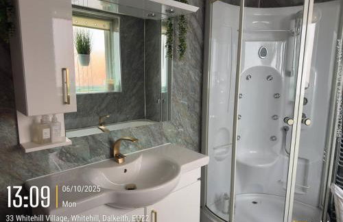 Castle View House - Photo 23