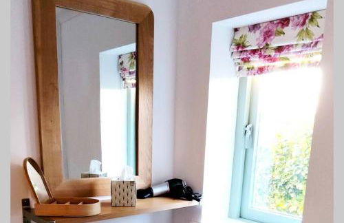 Cherry Cottage - Perfect base for two in beautiful Pembrokeshire - Photo 30