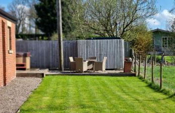 Bowland Breaks-A Luxury Barn Conversion with Optional Hot Tub, Log burner and countryside views - Foto 8
