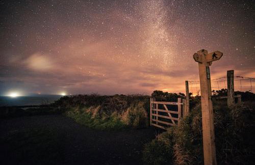 Timber Hill Self Catering Cedar Lodges - Foto 47