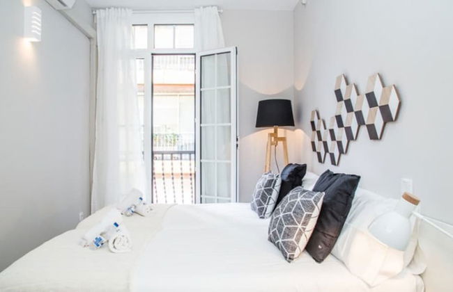BarcelonaForRent Urban Town Suites - Photo 12