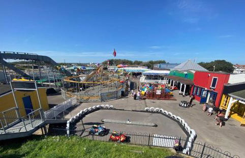 2 Seaside Bedroom home, Garden, 6 guests, Parking, Contractors-Families welcome - Photo 29