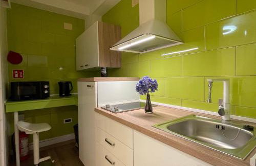 Apartman Jacuzzi Be Happy - Foto 10