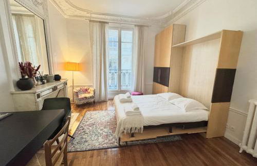 Arc de Triomphe 5 minutes away by walk - Foto 22