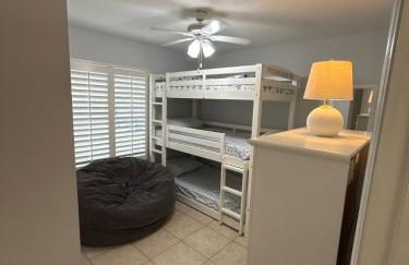 Beach House in the Woods, Fire Pit Deck/ Daytona ! - Foto 15