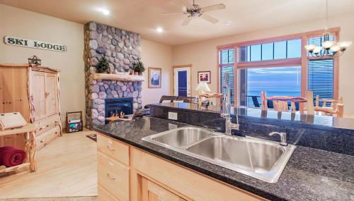 Incredible Views w Garage on Lake and bike trail - Foto 2