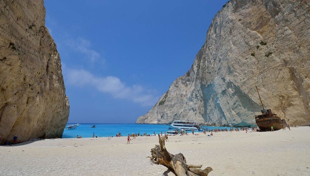 Cruzeiro de Dia Inteiro pela Smugglers Cove - Foto 1