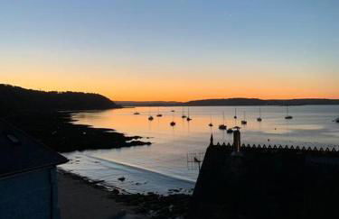 The View, Kingsand, luxurious seafront penthouse apartment with sun trap balcony and incredible sea views - Photo 20