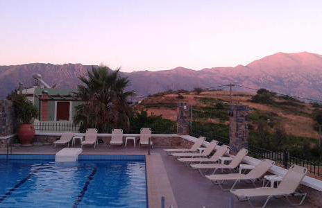 Elia Meronas - Photo 64