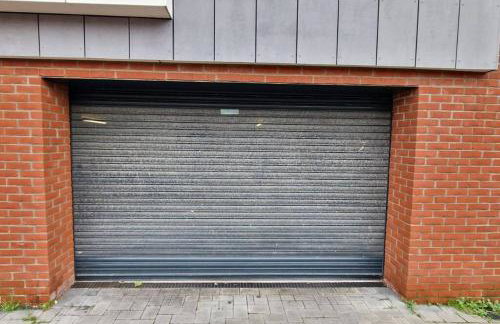 Number 15 Luxurious Two Bedroom Apartment - Photo 36