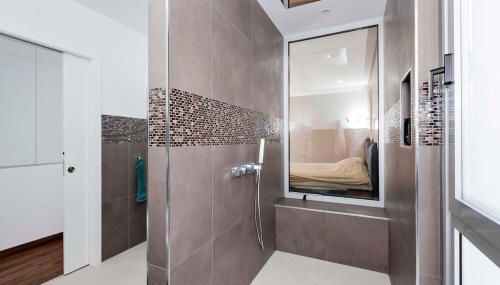 Independent villa with an immense heated pool! - Foto 2