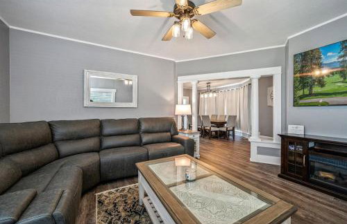 Work-Friendly 3BR Home w Office Fast WiFi - Foto 7