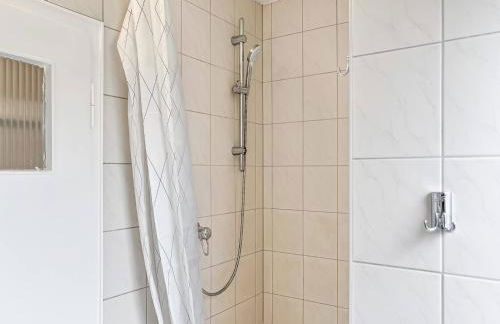 T&K Apartments - Krefeld Zentrum - 1 and 2 room Apartments 20min to Fair DUS - Foto 27