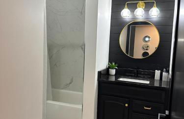 Modern 2BR Retreat in Harbor - Foto 14