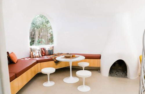 Unique Sculptured House with Private Beach Access - Foto 16