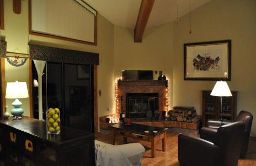 Bitterbrush - 400 Fairview Boulevard - very close to Diamond Peak and beaches - WSTR21-0086 - Tax ID W4900 - Max 7 people, 2 cars parking in carports - Foto 6