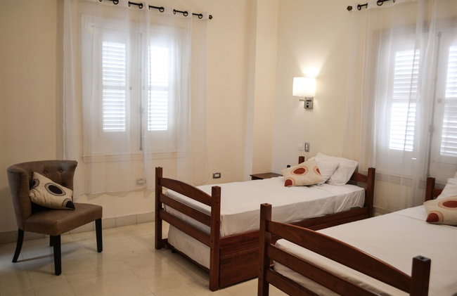 Presidents Suite, Knocking on Cuba - Photo 2