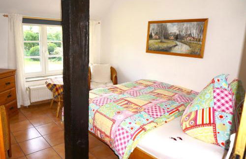 Ferienwohnung Hotel Appartement 2 Schlafzimmer Altes Landhaus Oste mit Terrasse, Grill, Küche, Bad, WLAN, nah am Nordsee Strand - Foto 16