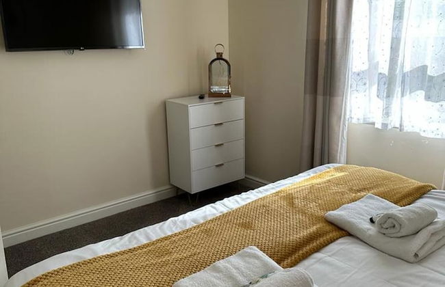 Lovely 2-bed Apartment in Stroud - Foto 3