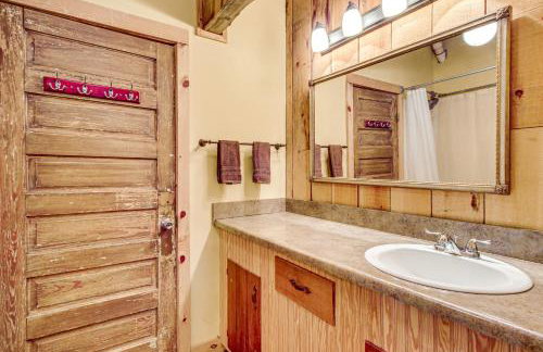 Jasper 7 Timbers Cabin on 10 Acres with a Creek! - Foto 12