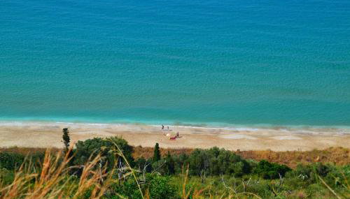 Spacious 1 bedroom apartment 2 km to Pessada beach - Foto 4