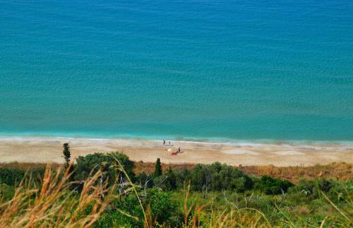 Spacious 1 bedroom apartment 2 km to Pessada beach - Photo 4