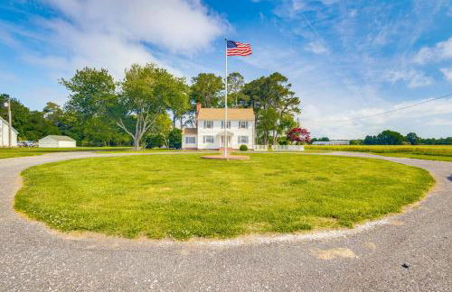 Pet-Friendly Home with Gazebo Minutes to Beach! - Foto 1