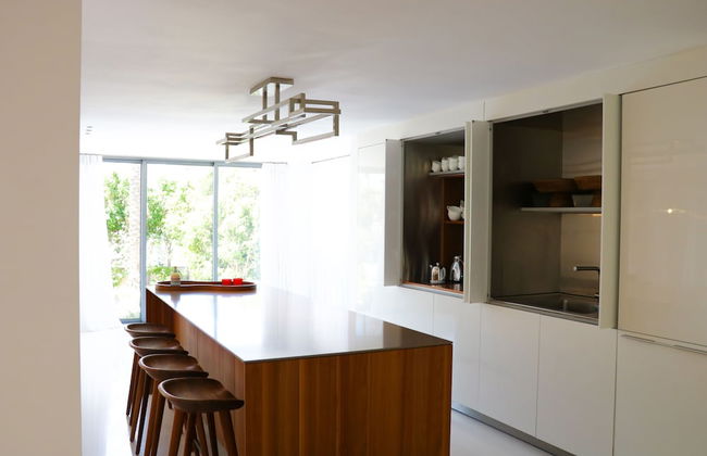 Luxurious Coastal Villa with Pool - Foto 33