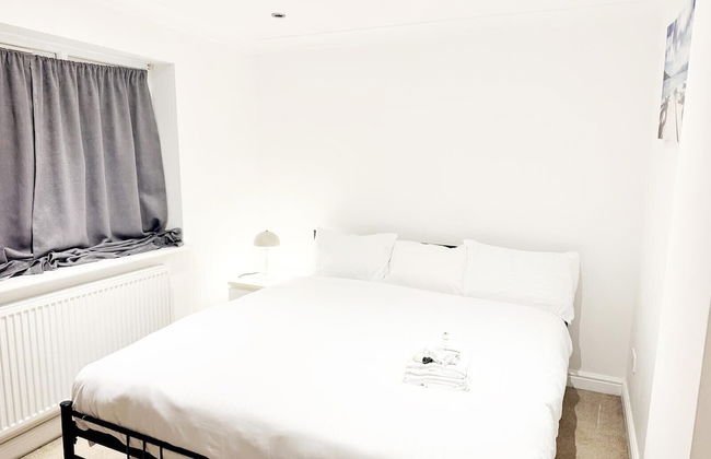 3-bed Apt-15 Mins to Heathrow-pet-friendly-parking - Foto 5