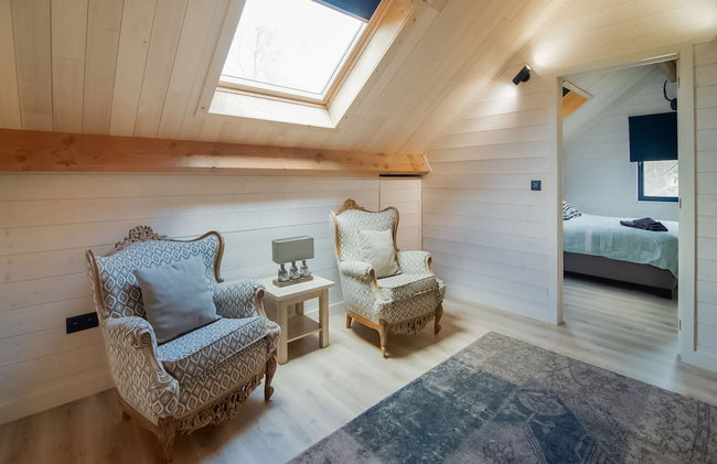 Idyllic Chalet in Biron with 2 Hot Tubs & Sauna - Photo 9