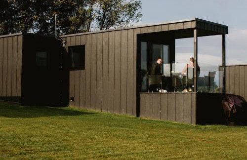Luxury Glamping Pod sleeping 4 with 2 bedrooms and Private Hot Tub BBQ Ballycastle North Coast Pod 1 - Foto 20