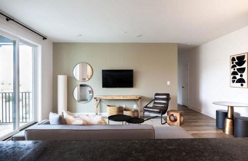 Piedmont Place Suite 401 Modern Apartment in Crozet Near King Family Vineyards - Foto 4