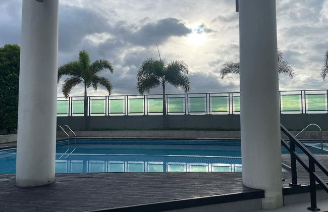 Elegant Condo at Symphony Tower 26C - Foto 20