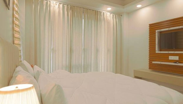 Spacious Executive Suite With Bathtub Balcony - Foto 4, Habitación