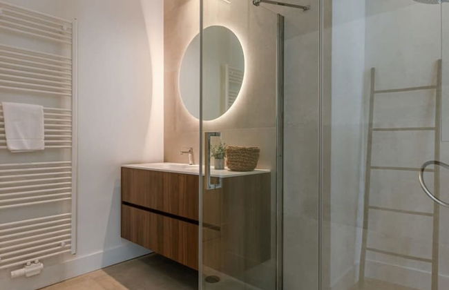 Stylish Apartment in the Heart of Antwerp - Photo 23