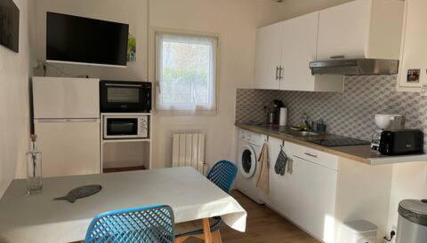 Appartement T2, très bien équipé, avec terrasse, jardin, et accès piscine, rénovation mars 2026 - Foto 4