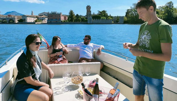 Giro in barca privata sul Lago di Garda - Foto 3