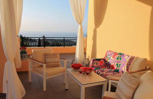 Νikolaos Villa with Private Pool, Playground & BBQ - Foto 8