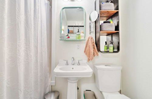 House with Deck on Whidbey Island, 1 Mi from Shore! - Foto 15